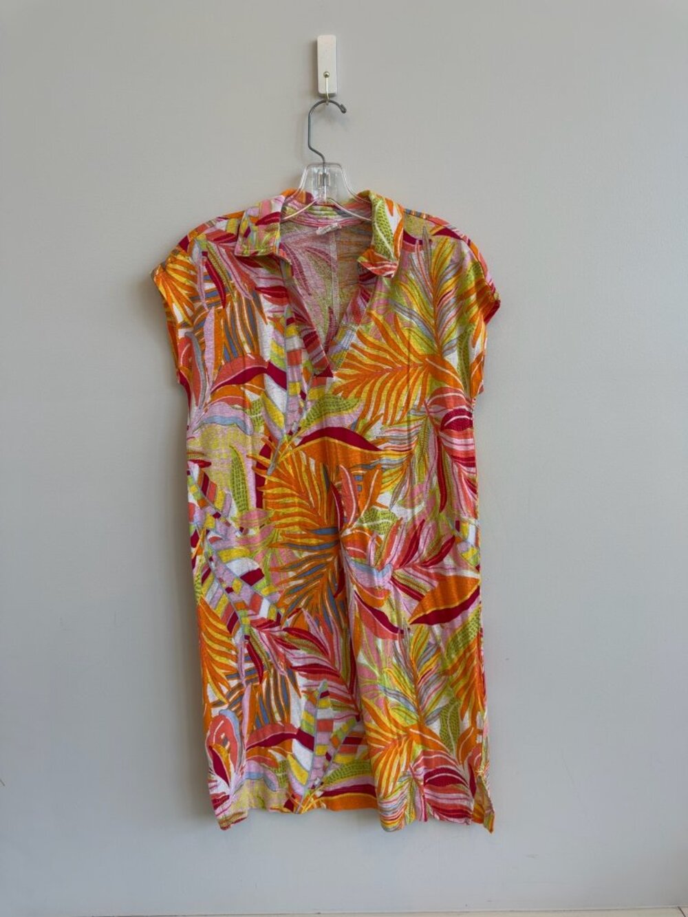 C&C California Tropical Palm Print Collared Shift Dress